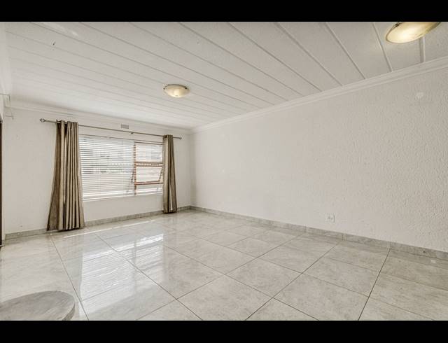 3 BEDROOM APARTMENT FOR SALE IN MORNINGSIDE